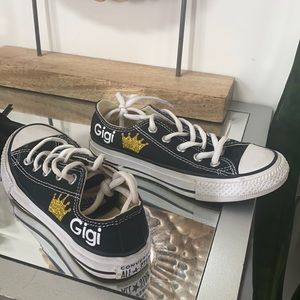 Gigi converse size 12